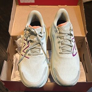New Balance Fresh Foam X Kaia Road size 9.5 Running Shoes